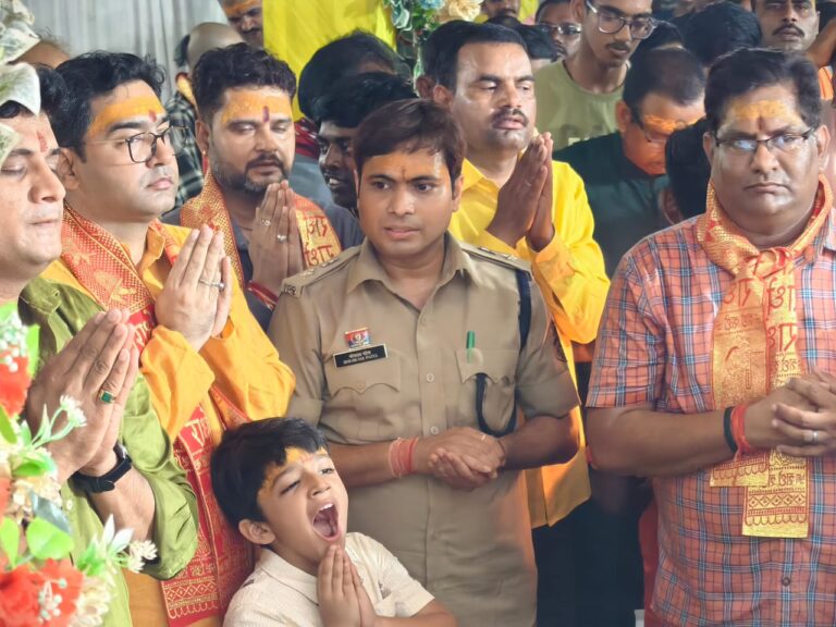 भक्ति में रंगा पुलिस लाइन: श्रीराम कथा और कान्हा जन्मोत्सव से गूँजा मुंगेली